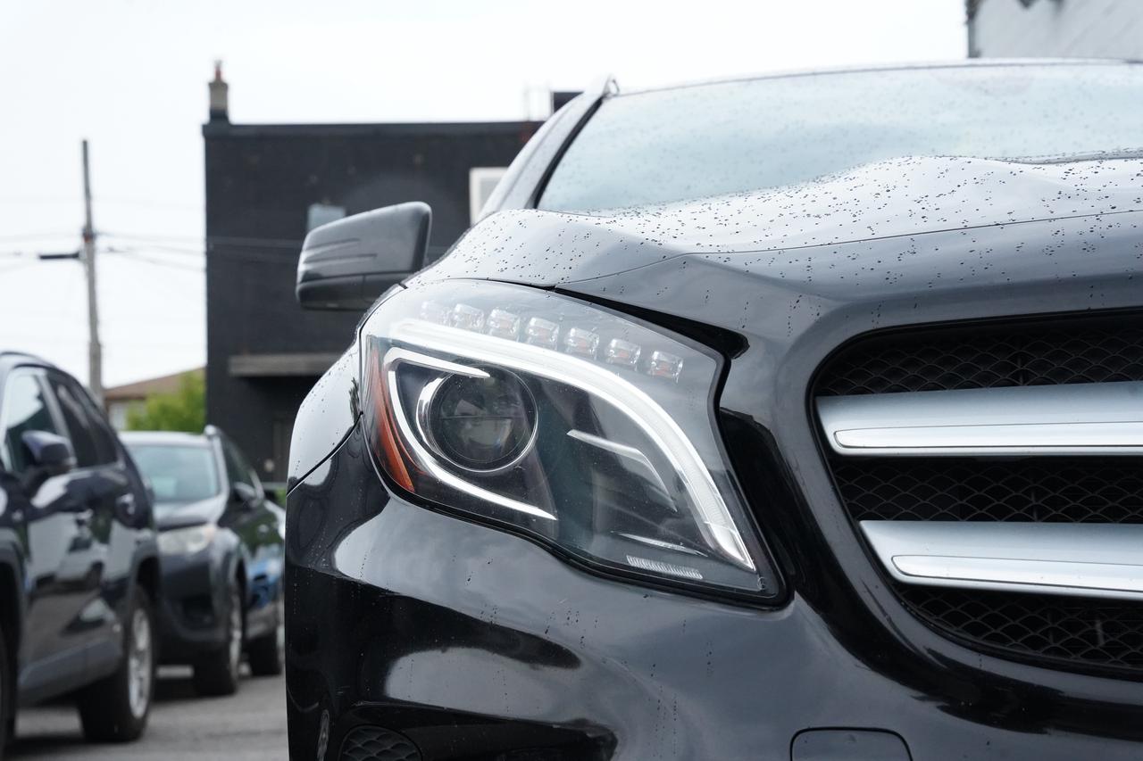 2016 Mercedes-Benz GLA-Class GLA250/4MATIC/AMG PKG/ NO ACCIDENTS/BLK EDITION Photo