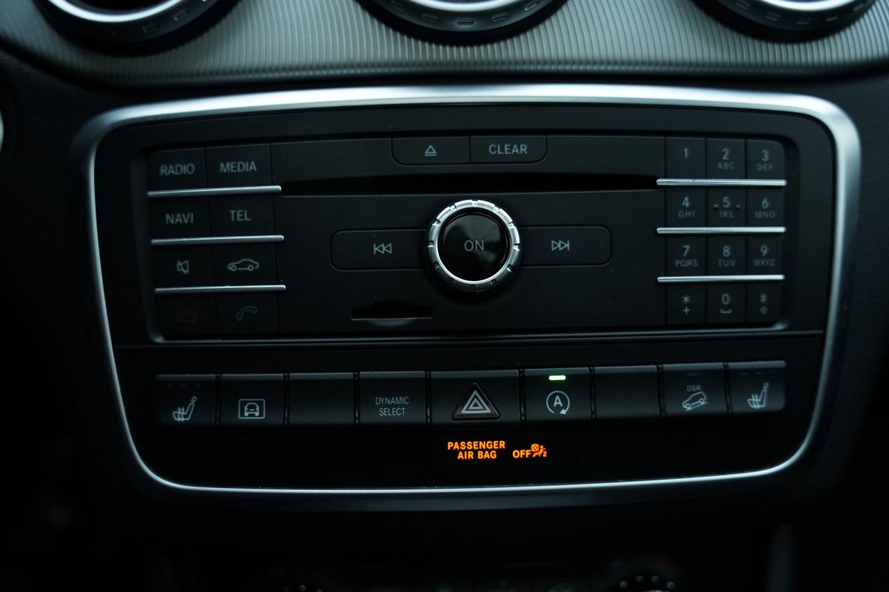 2016 Mercedes-Benz GLA-Class GLA250/4MATIC/AMG PKG/ NO ACCIDENTS/BLK EDITION Photo