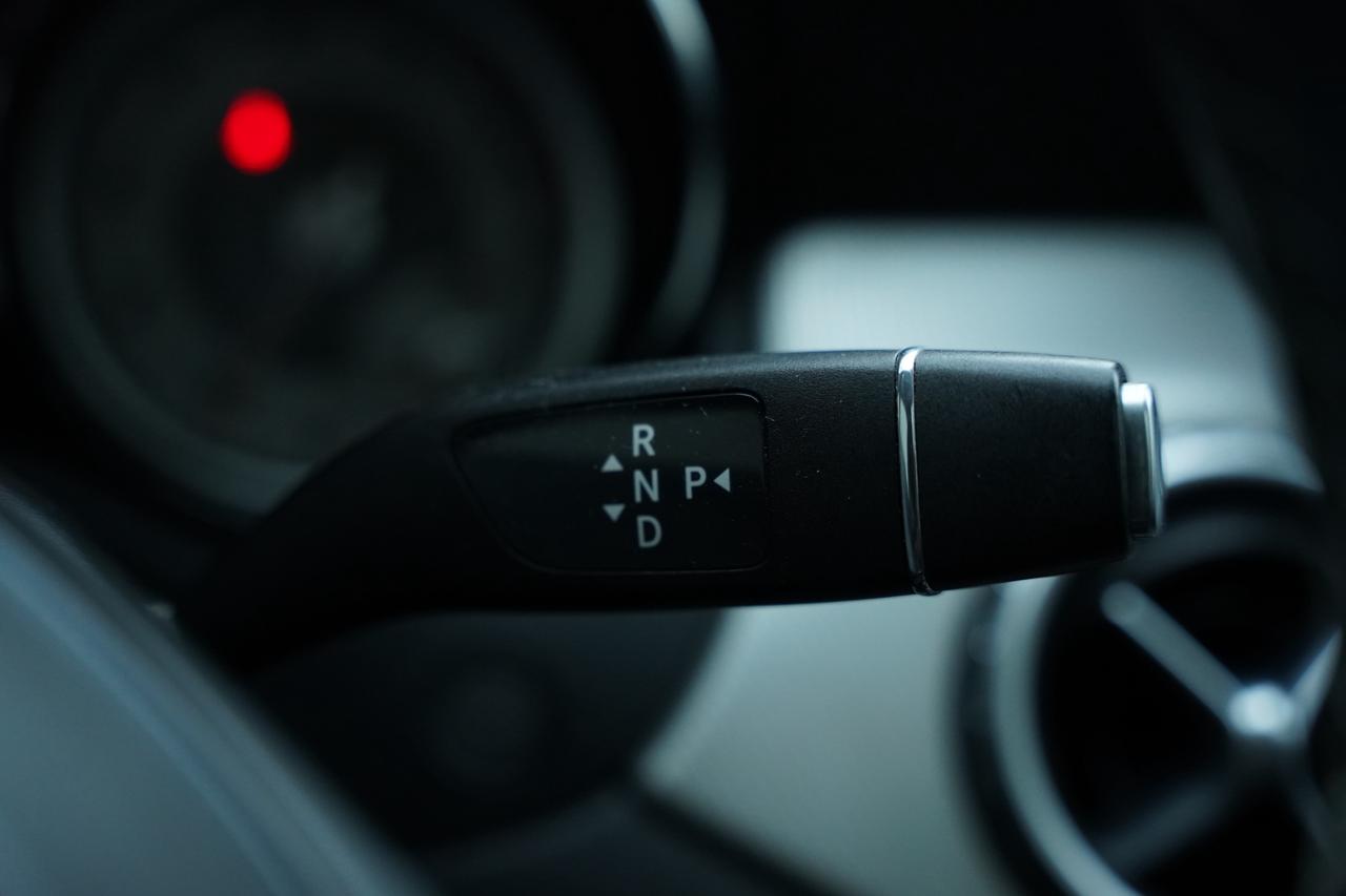 2016 Mercedes-Benz GLA-Class GLA250/4MATIC/AMG PKG/ NO ACCIDENTS/BLK EDITION Photo