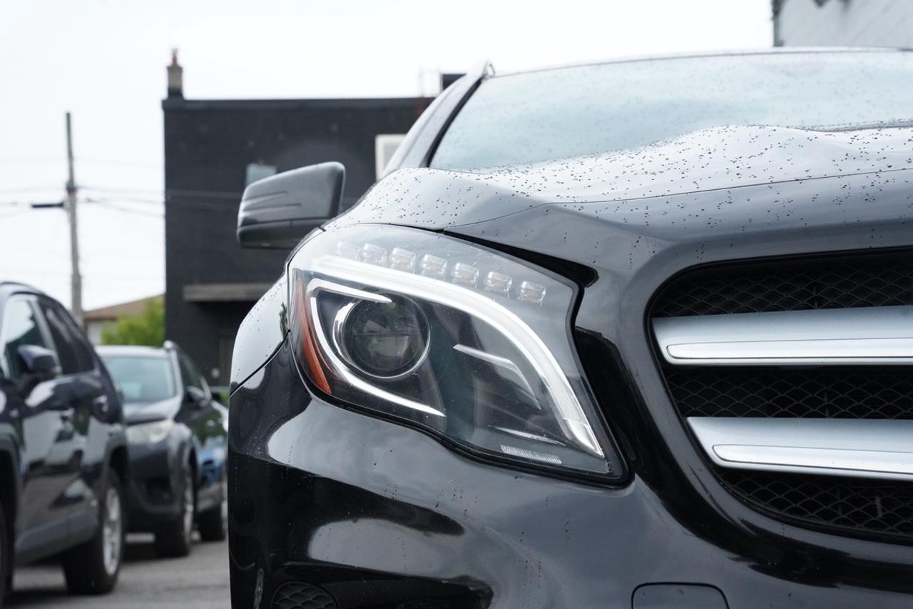 2016 Mercedes-Benz GLA-Class GLA250/4MATIC/AMG PKG/ NO ACCIDENTS/BLK EDITION Photo