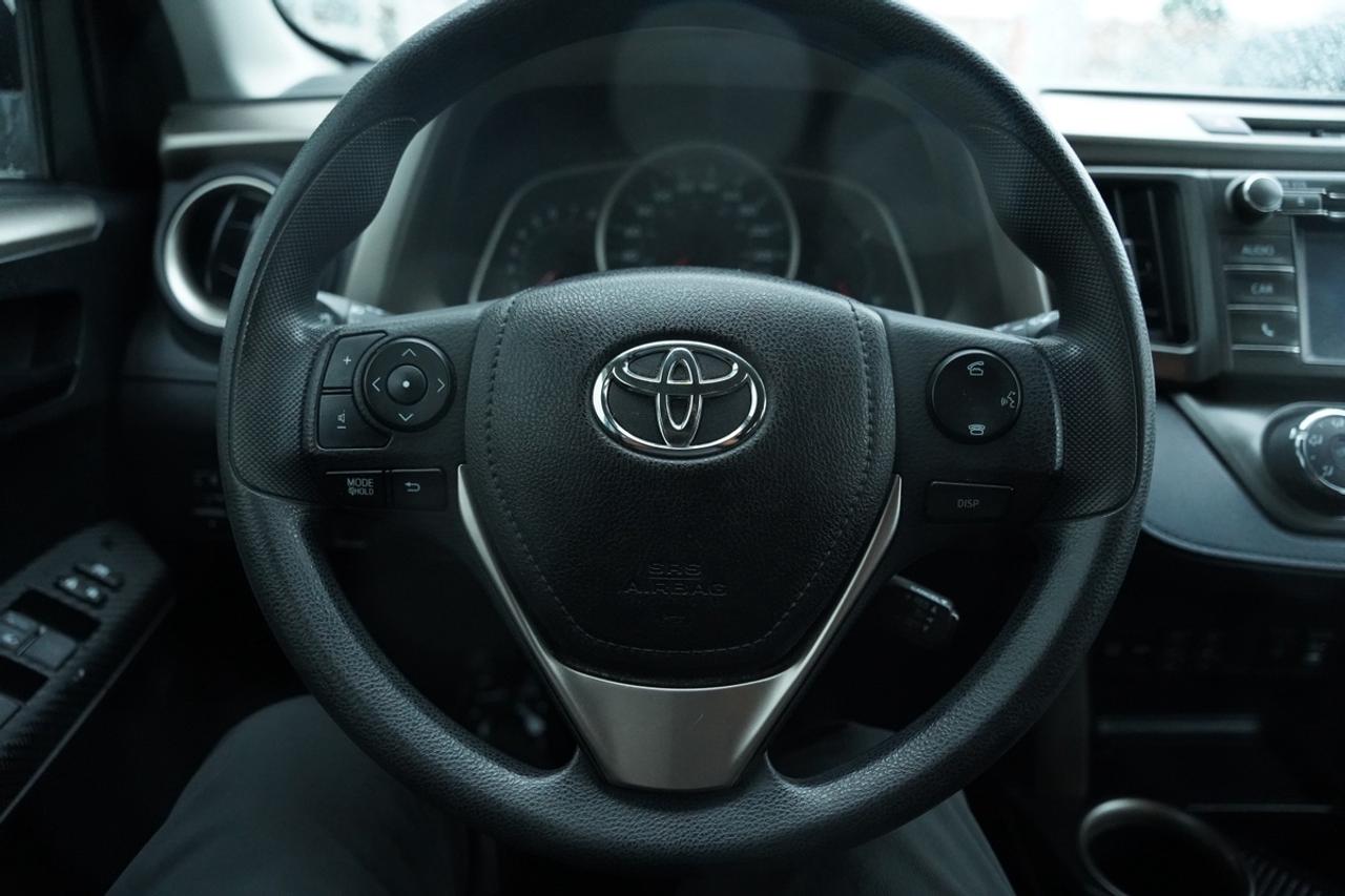 2014 Toyota RAV4 LE/AWD/CAMERA/BLUETOOTH Photo
