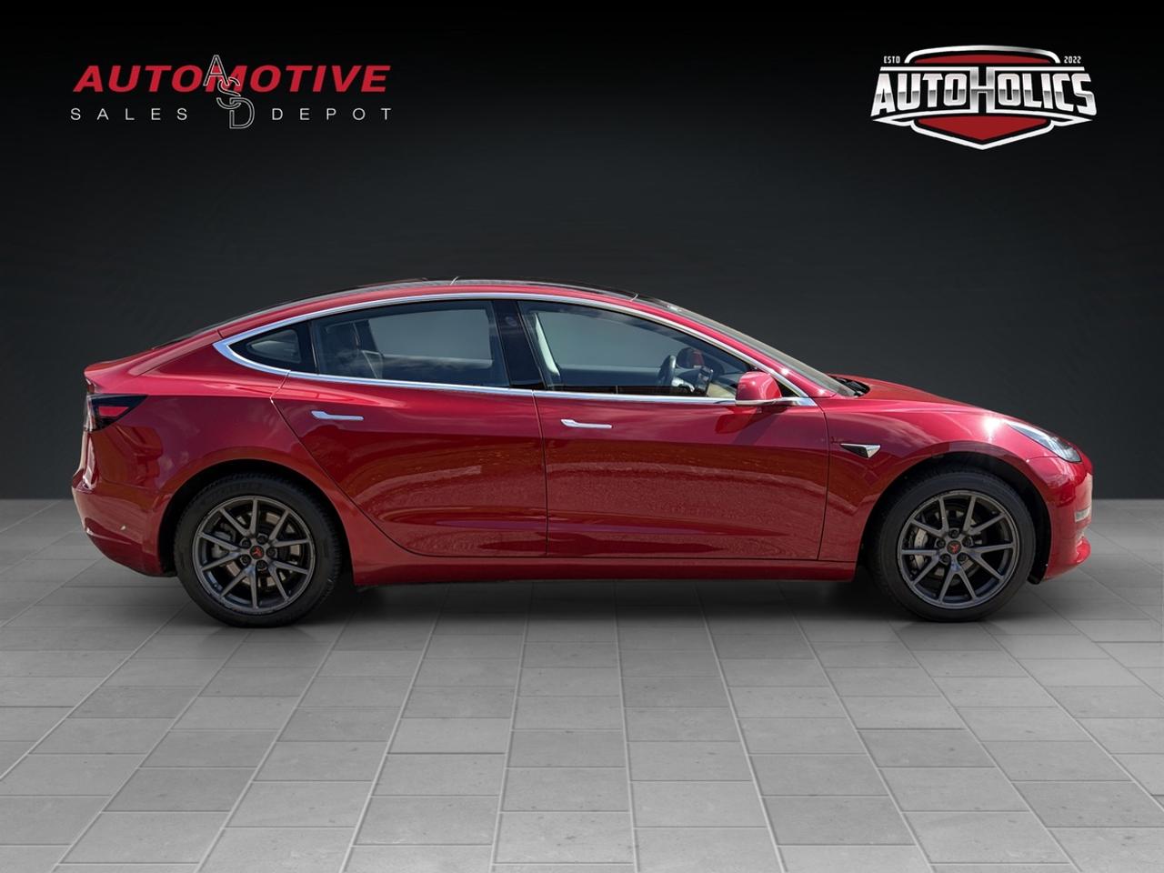 2018 Tesla Model 3 LONG RANGE Photo