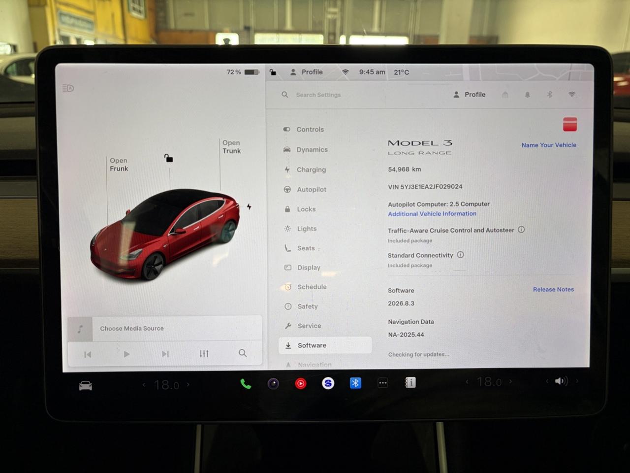 2018 Tesla Model 3 LONG RANGE Photo