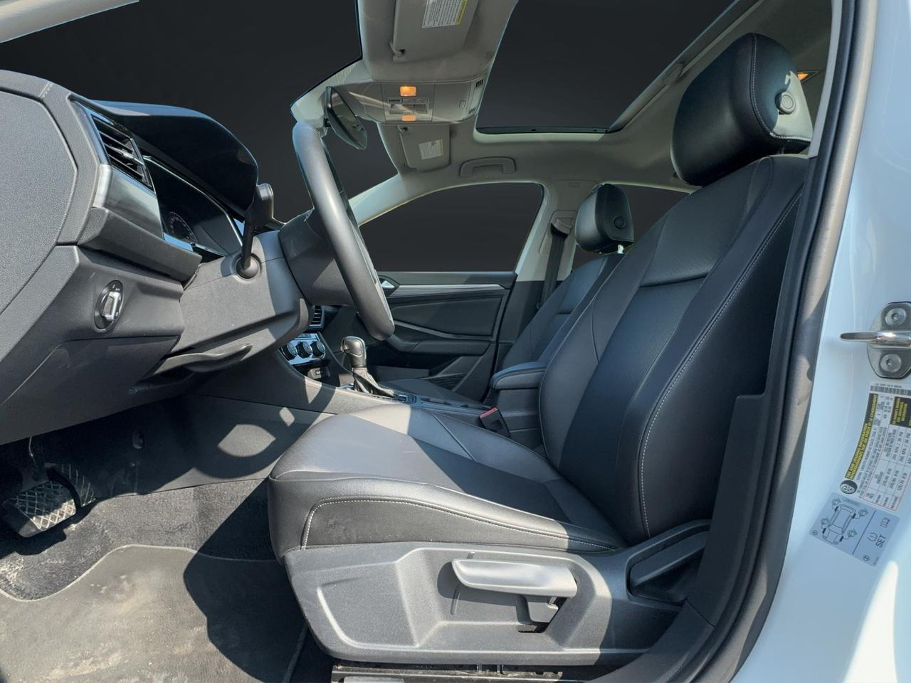 2021 Volkswagen Jetta HIGHLINE Photo