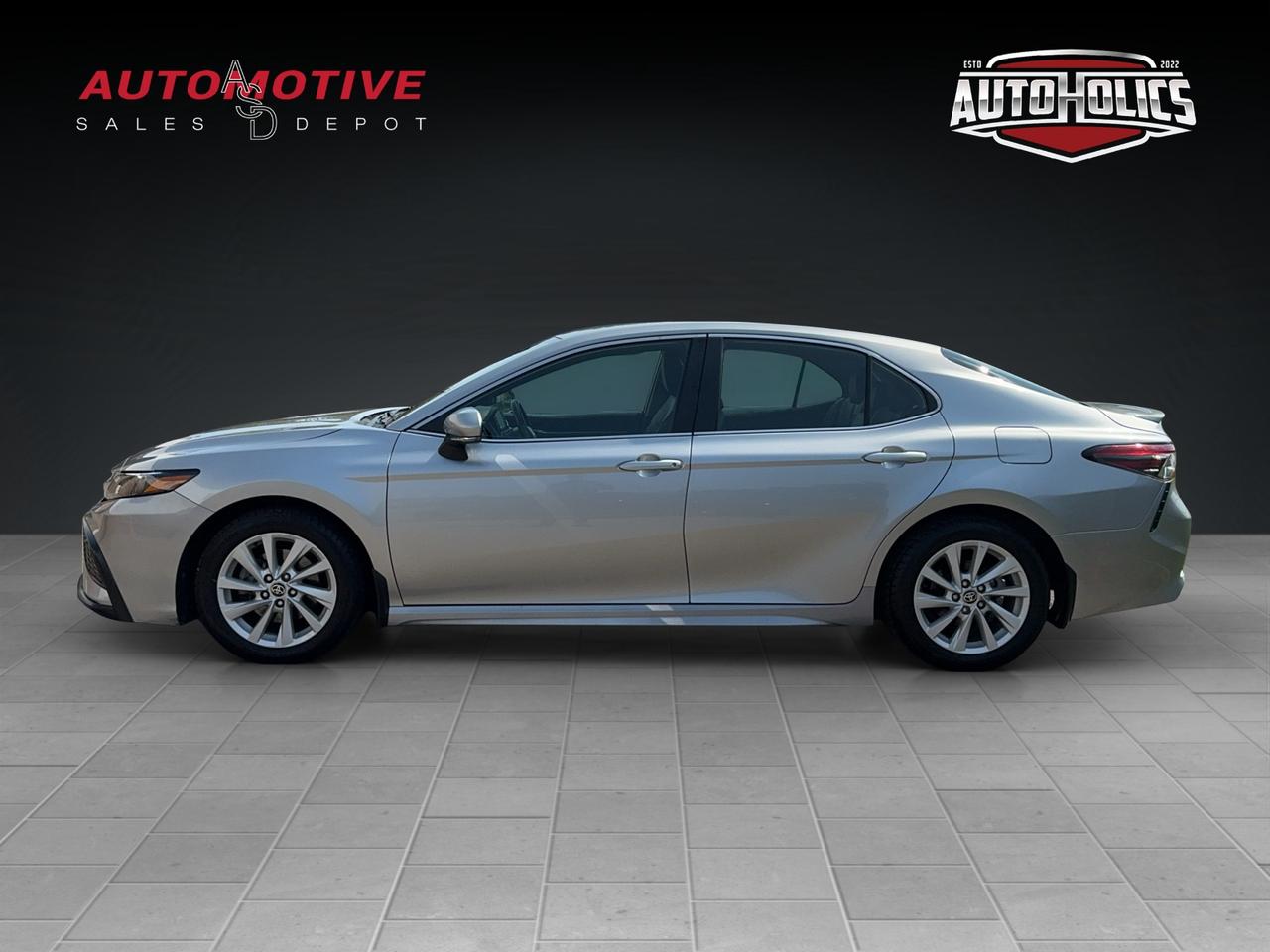 2022 Toyota Camry SPECIAL EDITION Photo