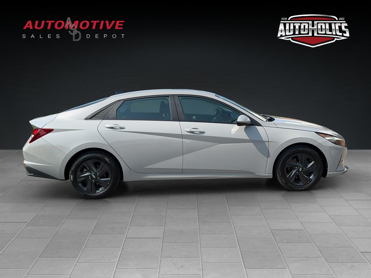 2022 Hyundai Elantra Preferred Photo