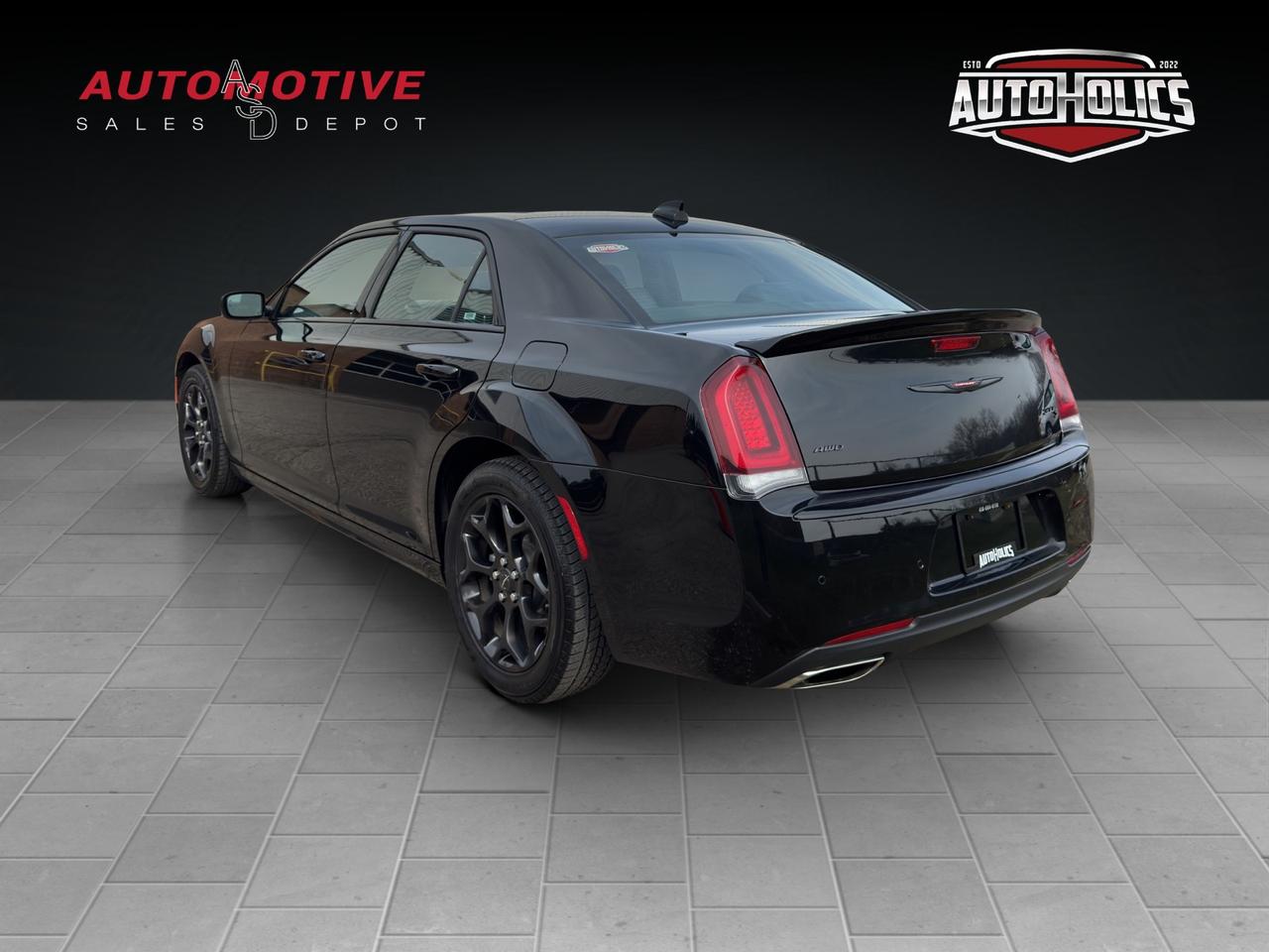 2023 Chrysler 300 S Photo3