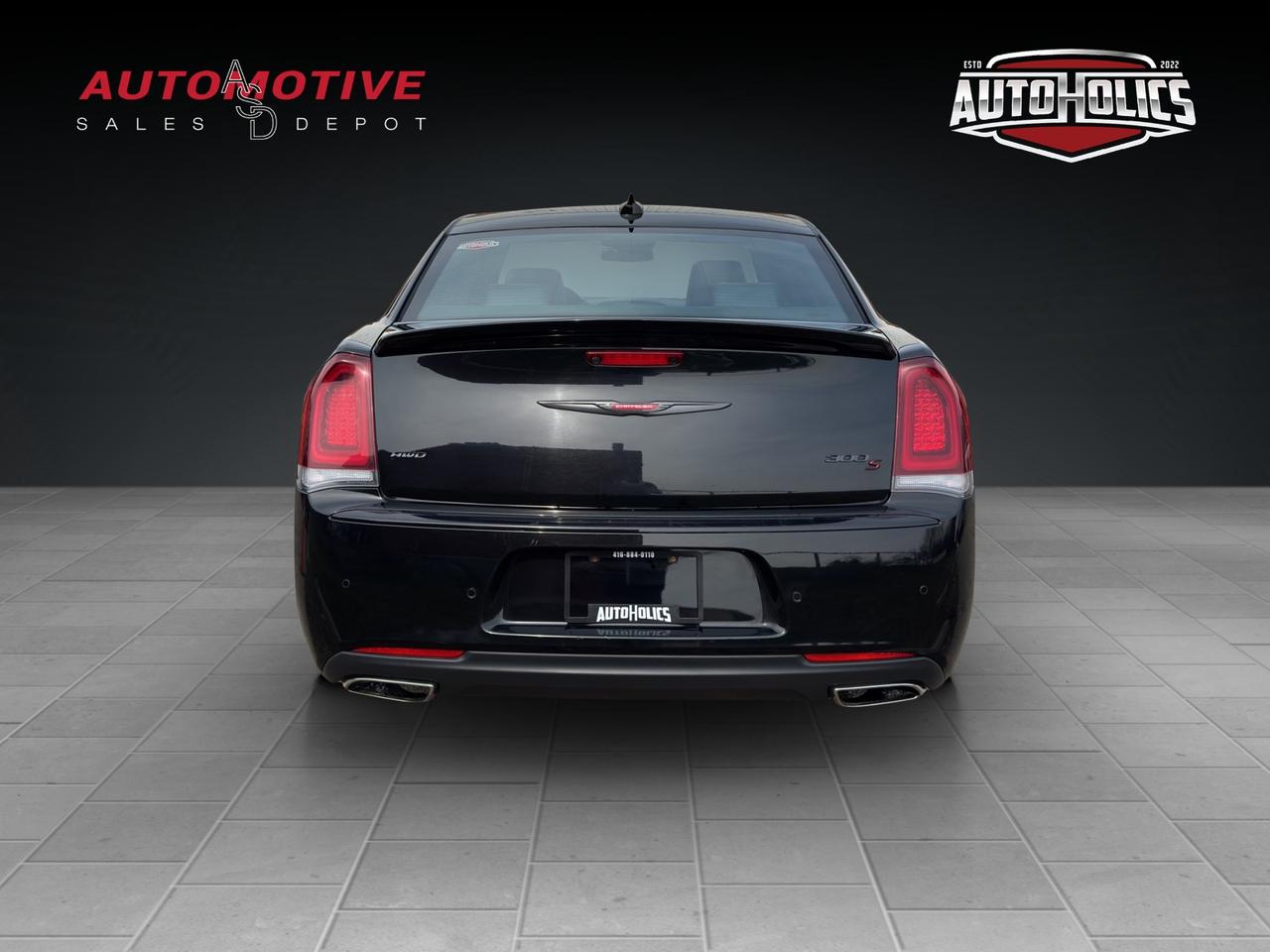 2023 Chrysler 300 S Photo