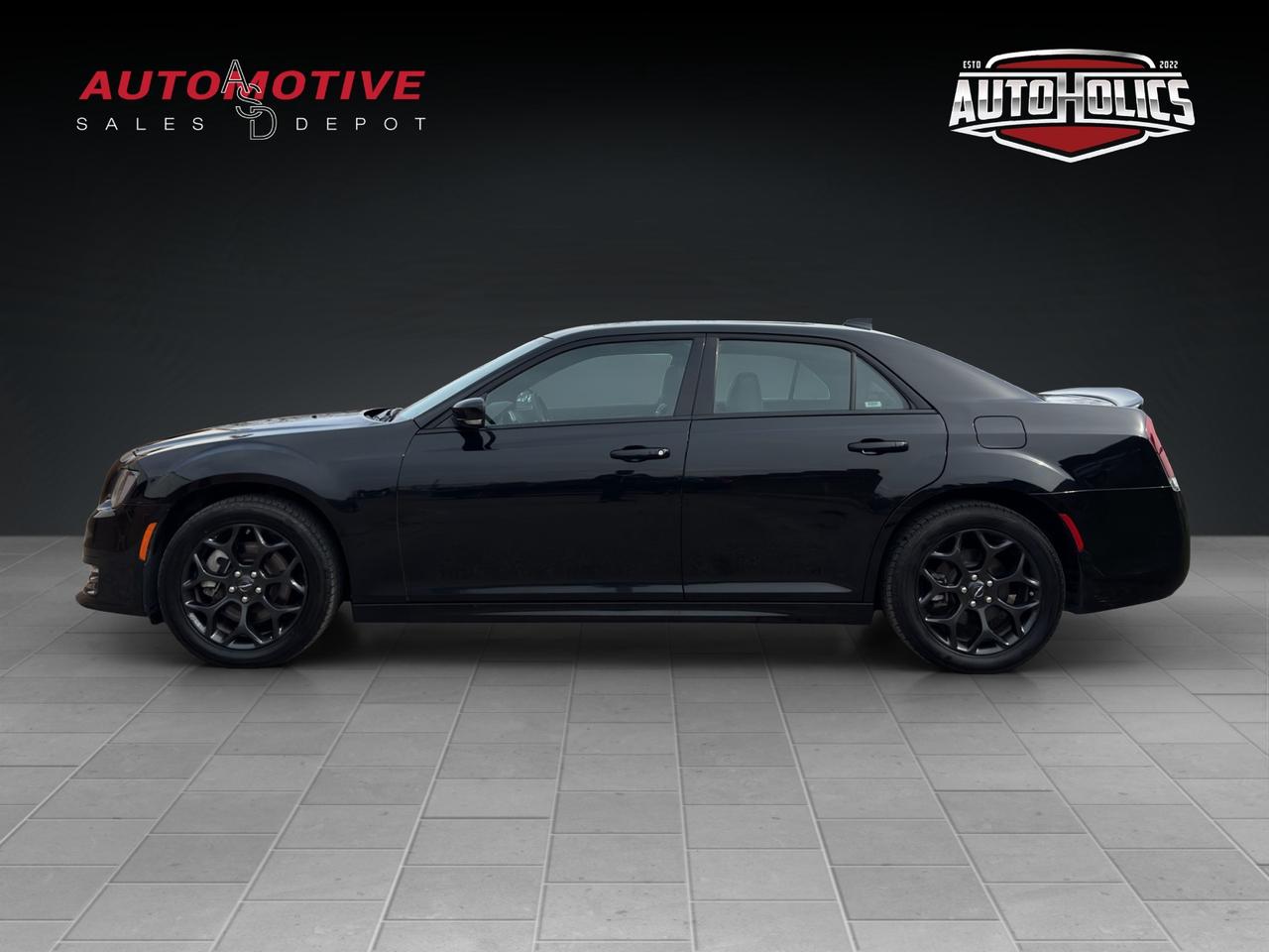 2023 Chrysler 300 S Photo