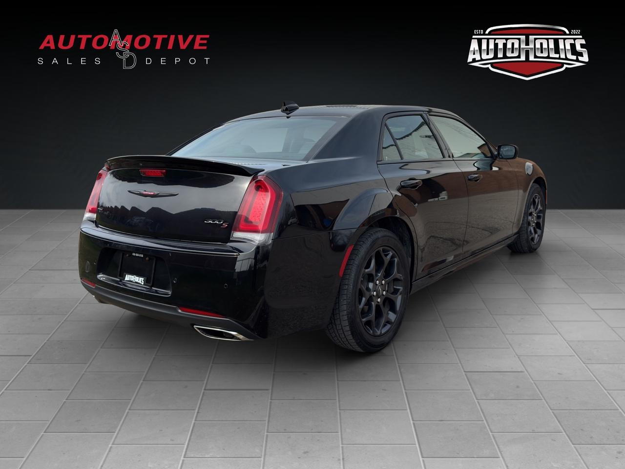 2023 Chrysler 300 S Photo