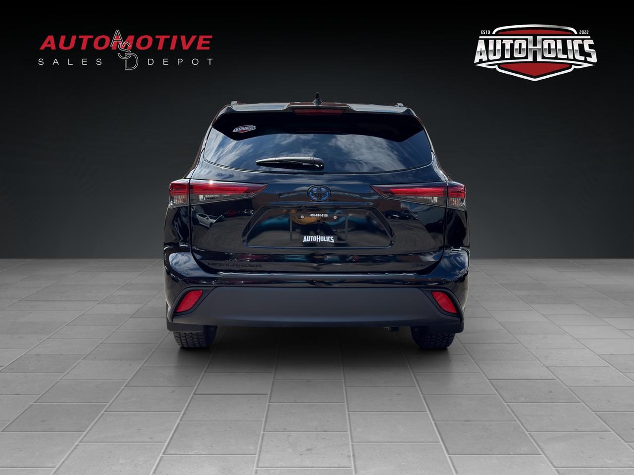 2024 Toyota Highlander Hybrid XLE Photo4