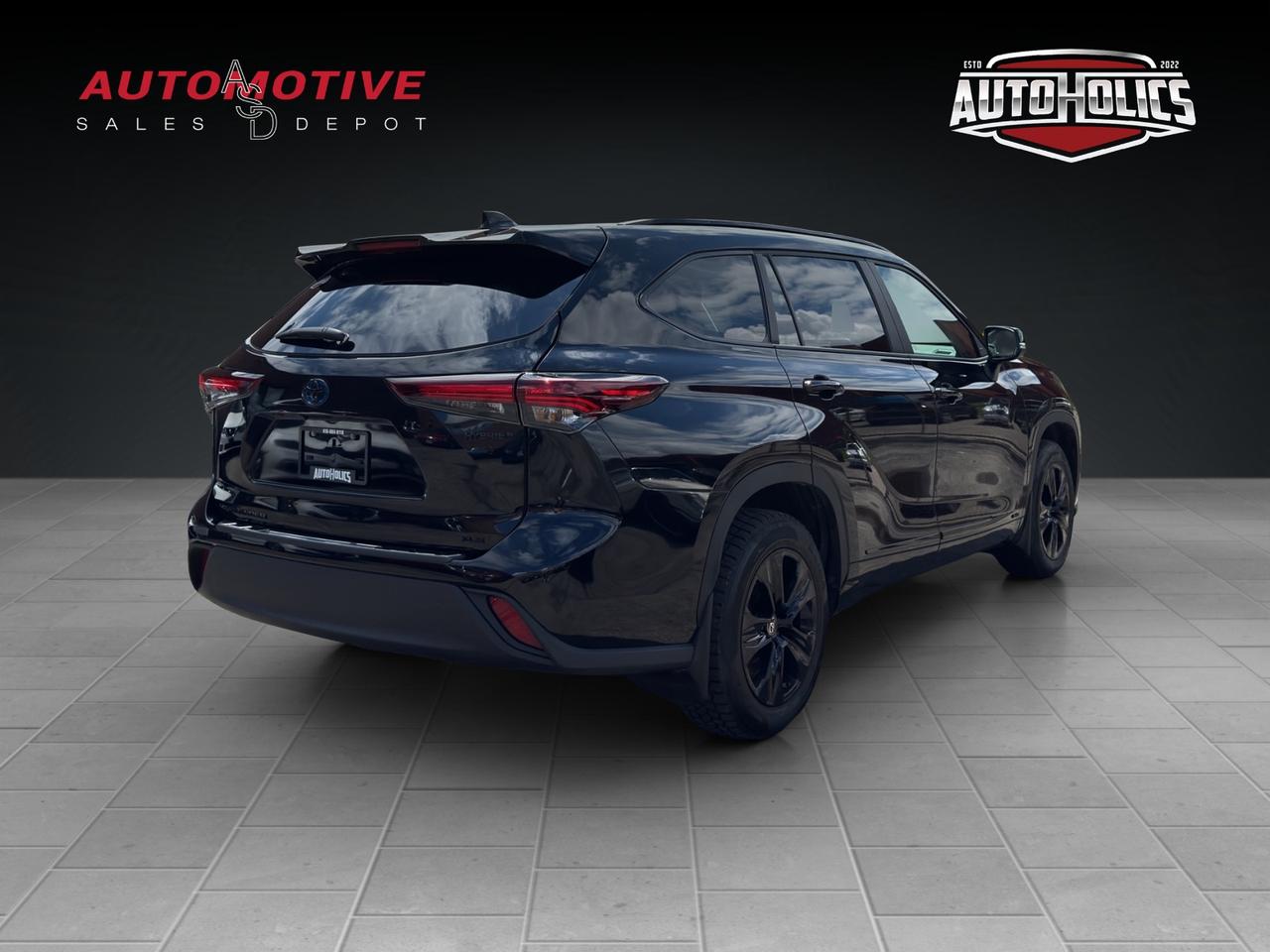 2024 Toyota Highlander Hybrid XLE Photo