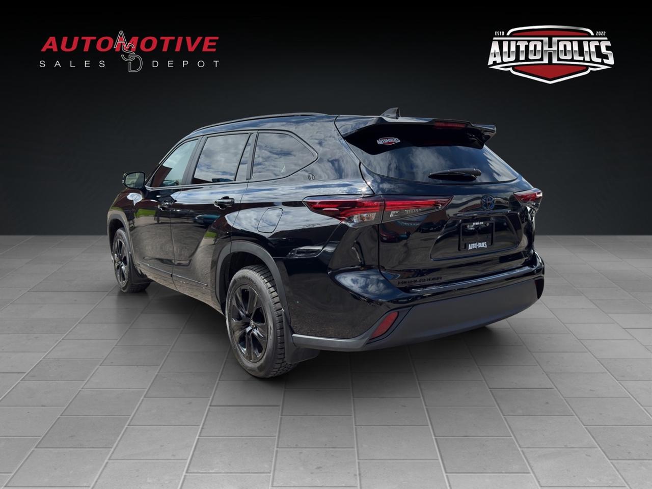 2024 Toyota Highlander Hybrid XLE Photo
