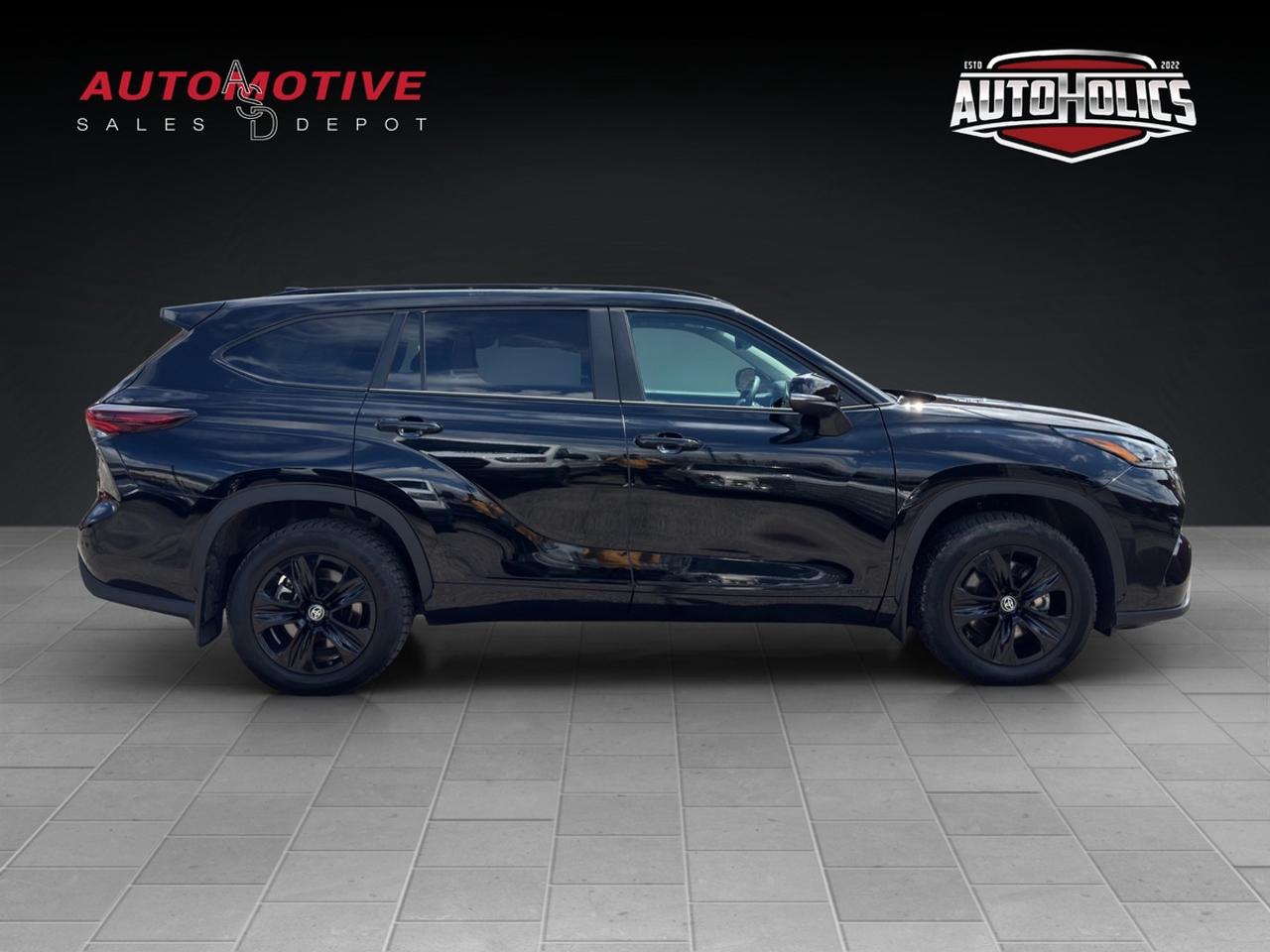 2024 Toyota Highlander Hybrid XLE Photo