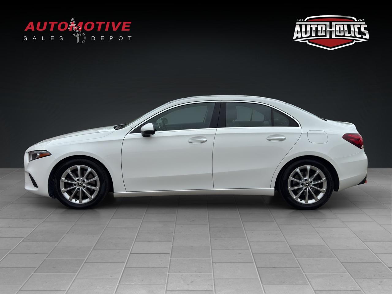 2022 Mercedes-Benz A-Class A 220 Photo2