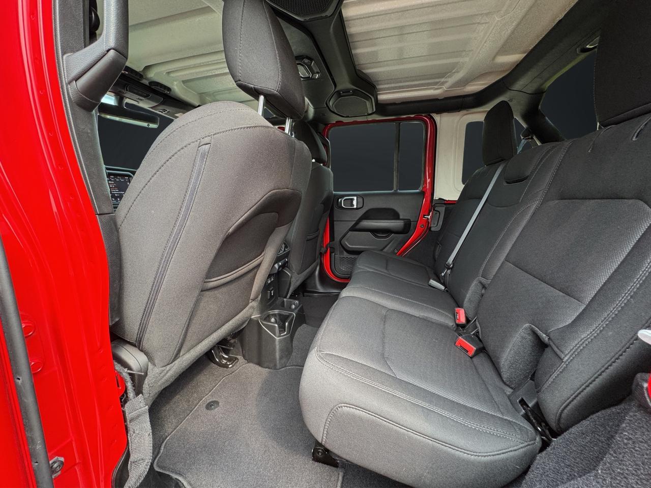 2023 Jeep Wrangler Sahara Photo