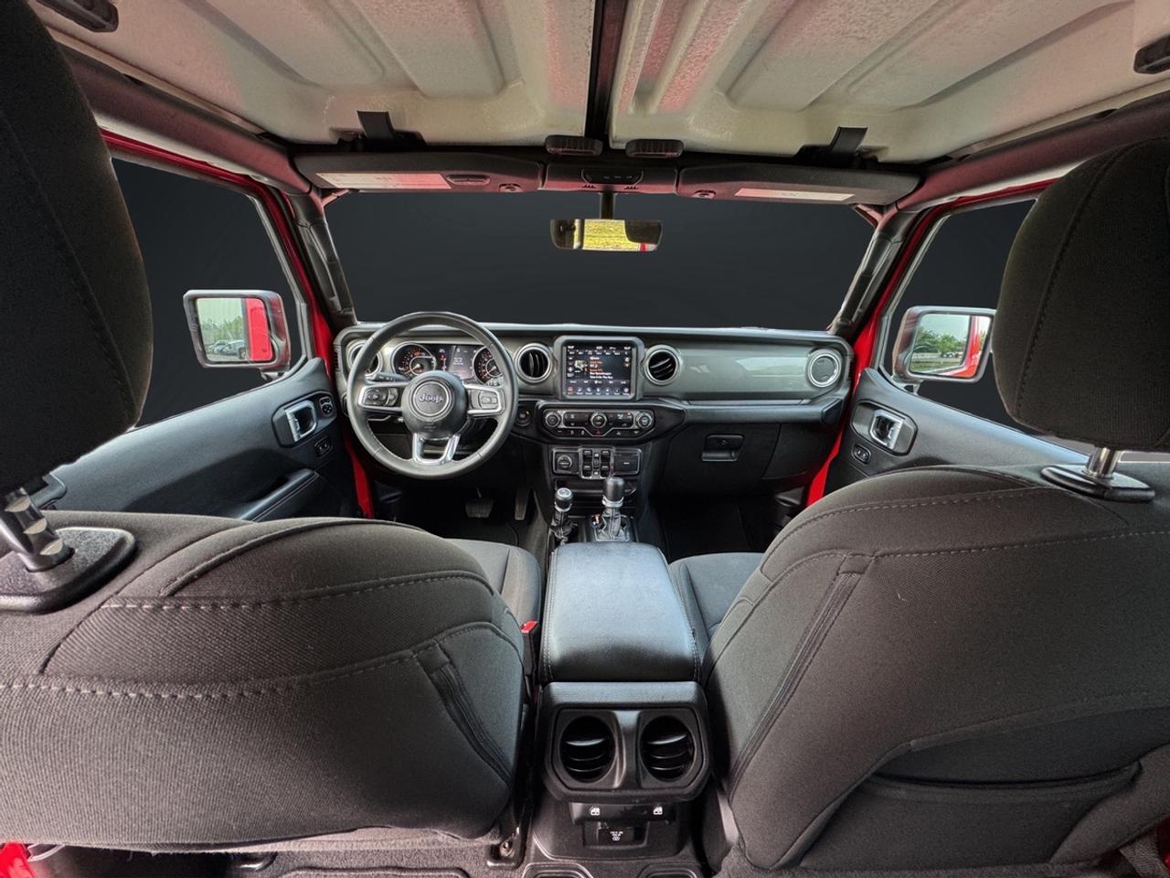 2023 Jeep Wrangler Sahara Photo