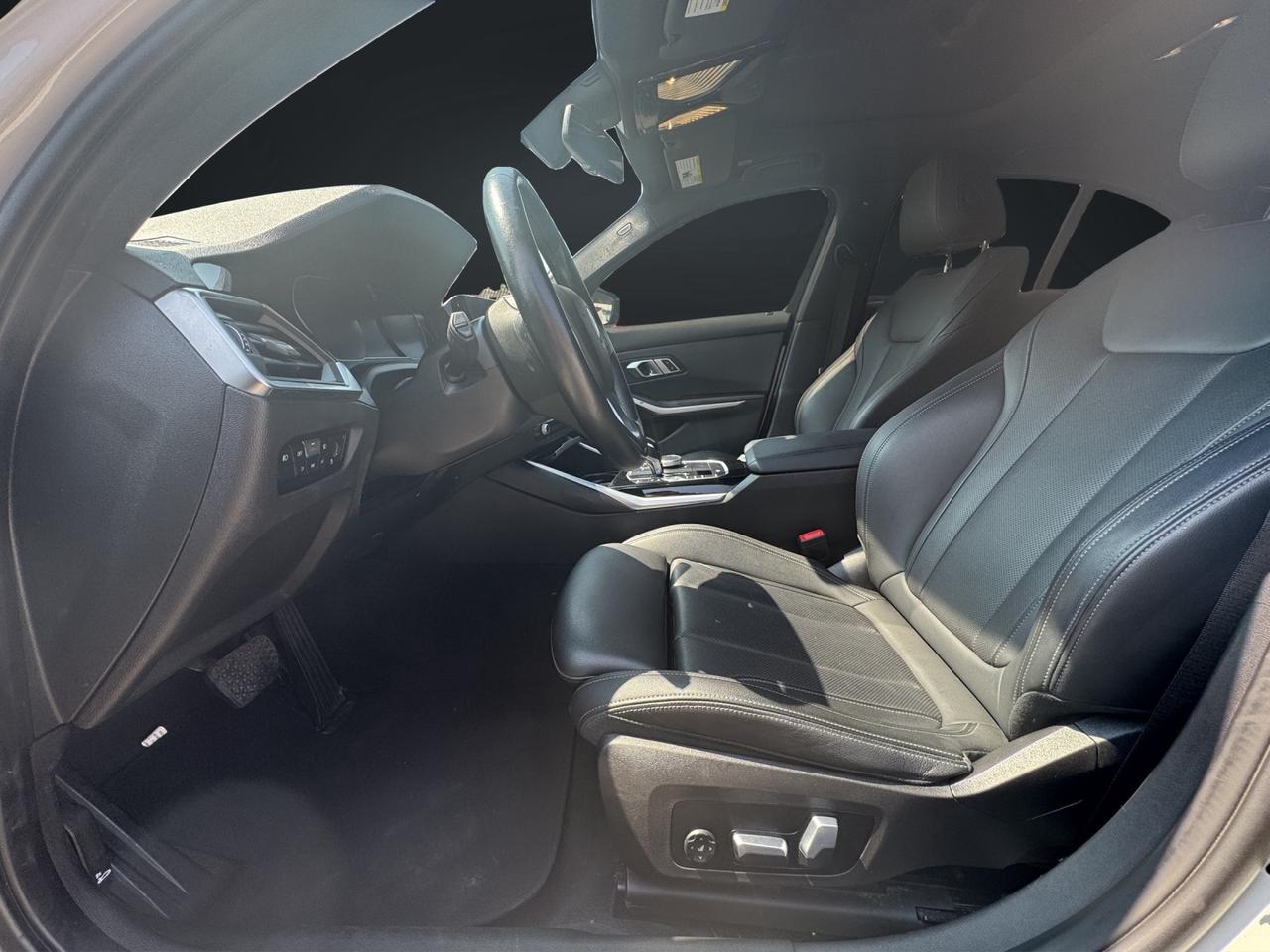 2022 BMW 3-Series 330i xDrive Photo