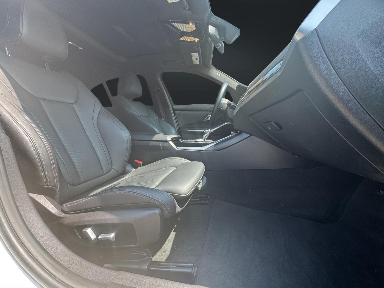 2022 BMW 3-Series 330i xDrive Photo