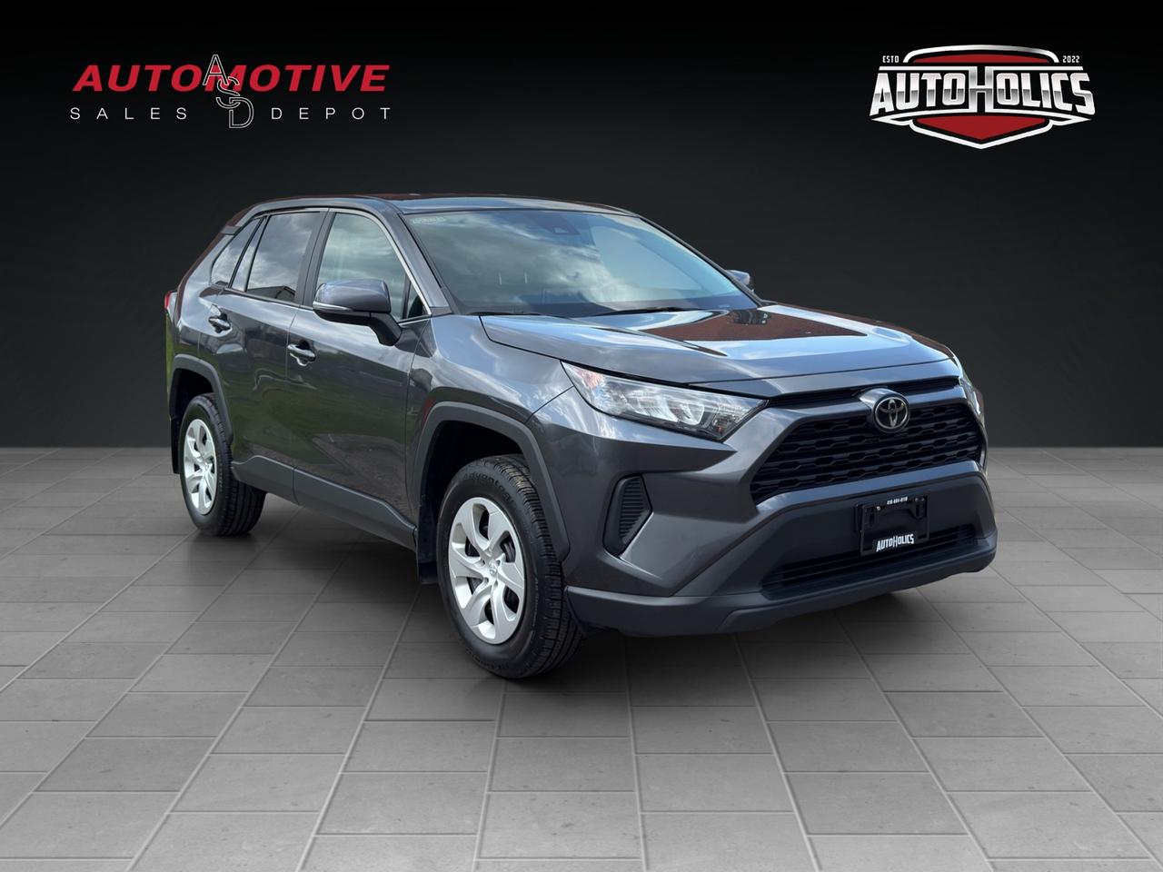 2023 Toyota RAV4 LE Photo