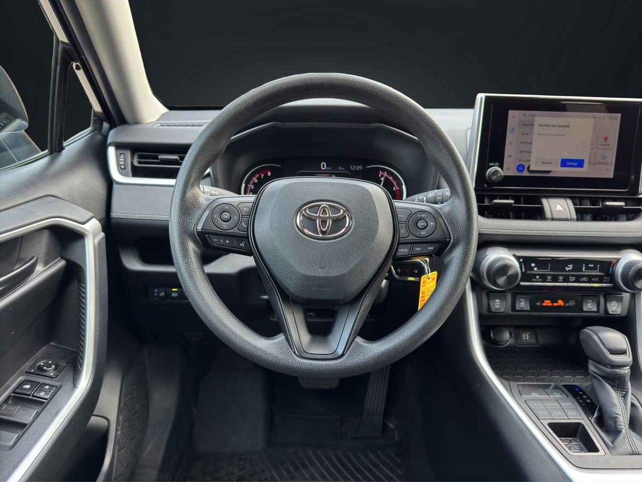 2023 Toyota RAV4 LE Photo