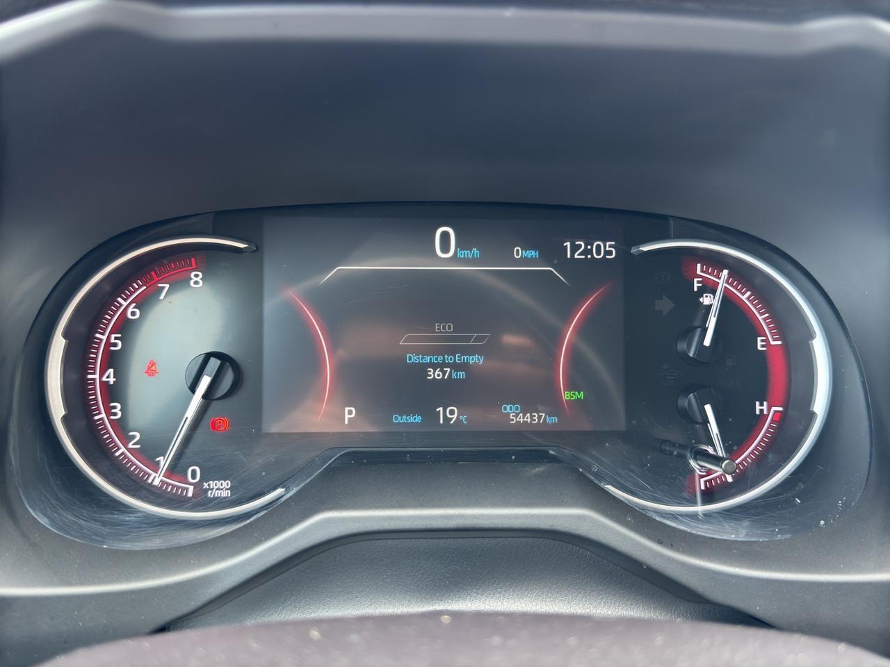 2023 Toyota RAV4 LE Photo