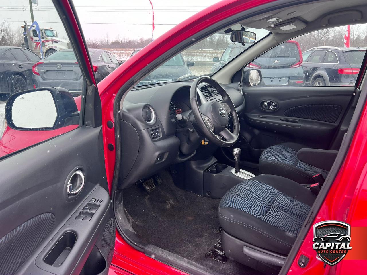 2015 Nissan Micra SR Photo4