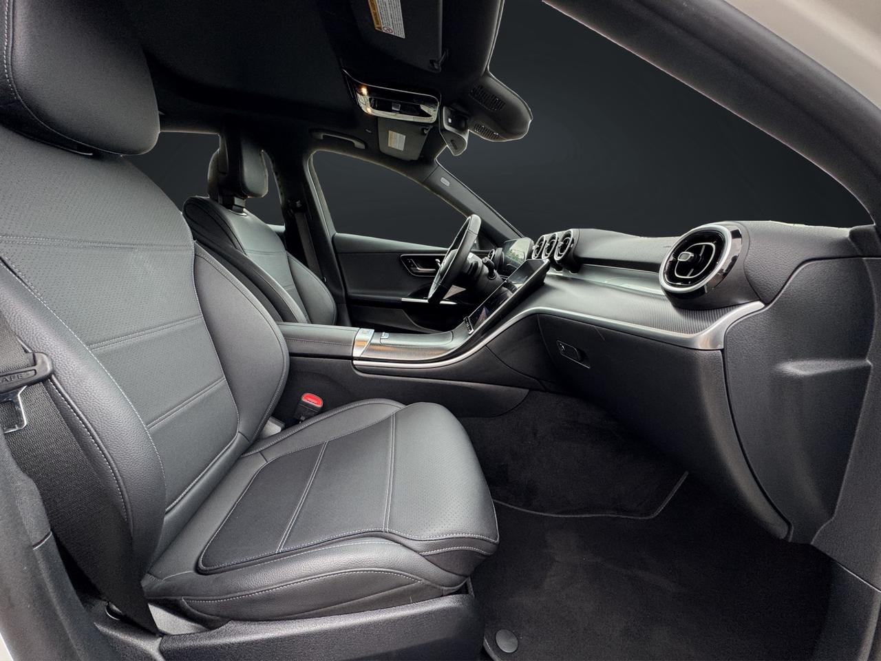 2024 Mercedes-Benz C-Class C300 Photo