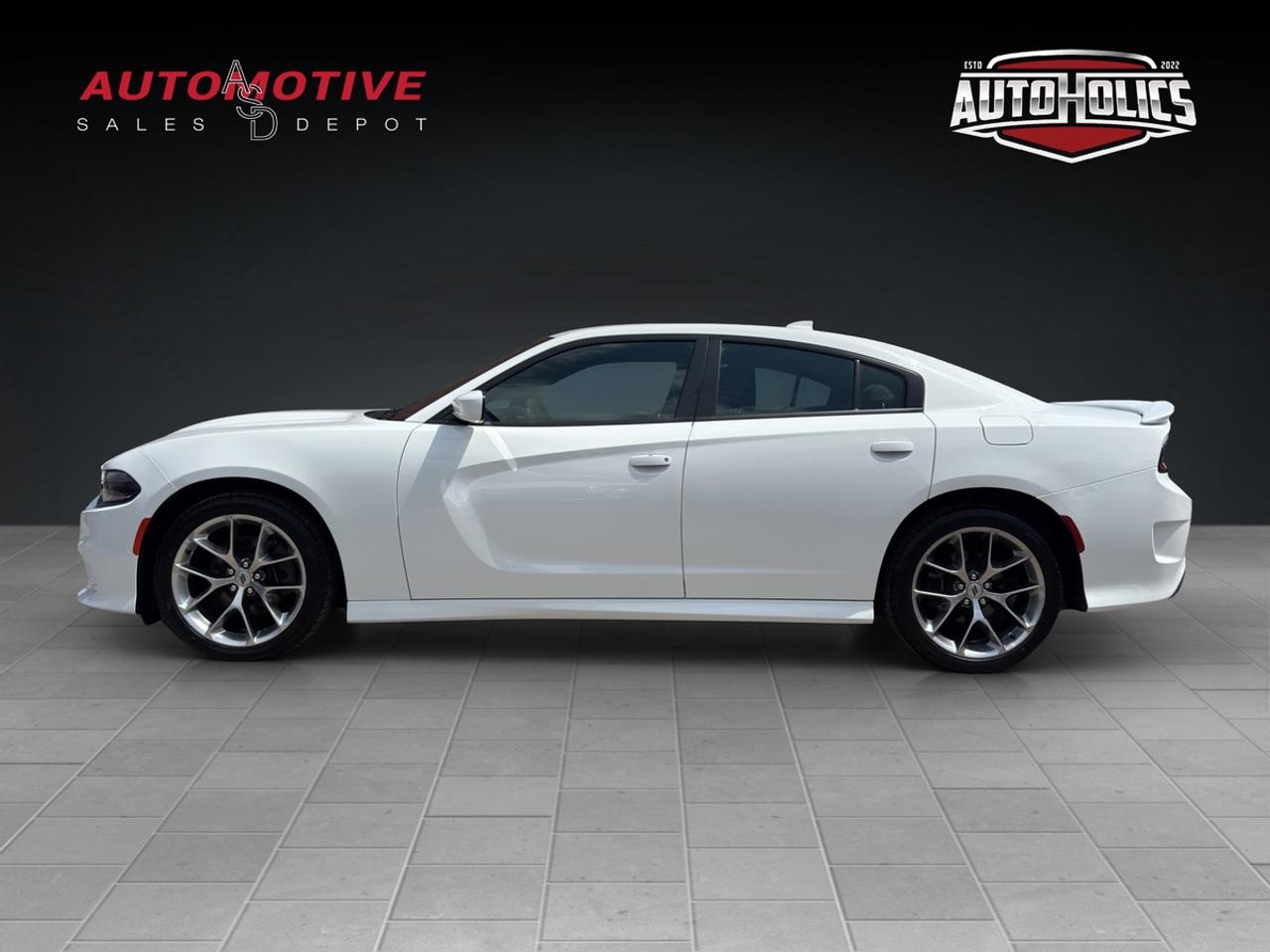 2021 Dodge Charger GT Photo2