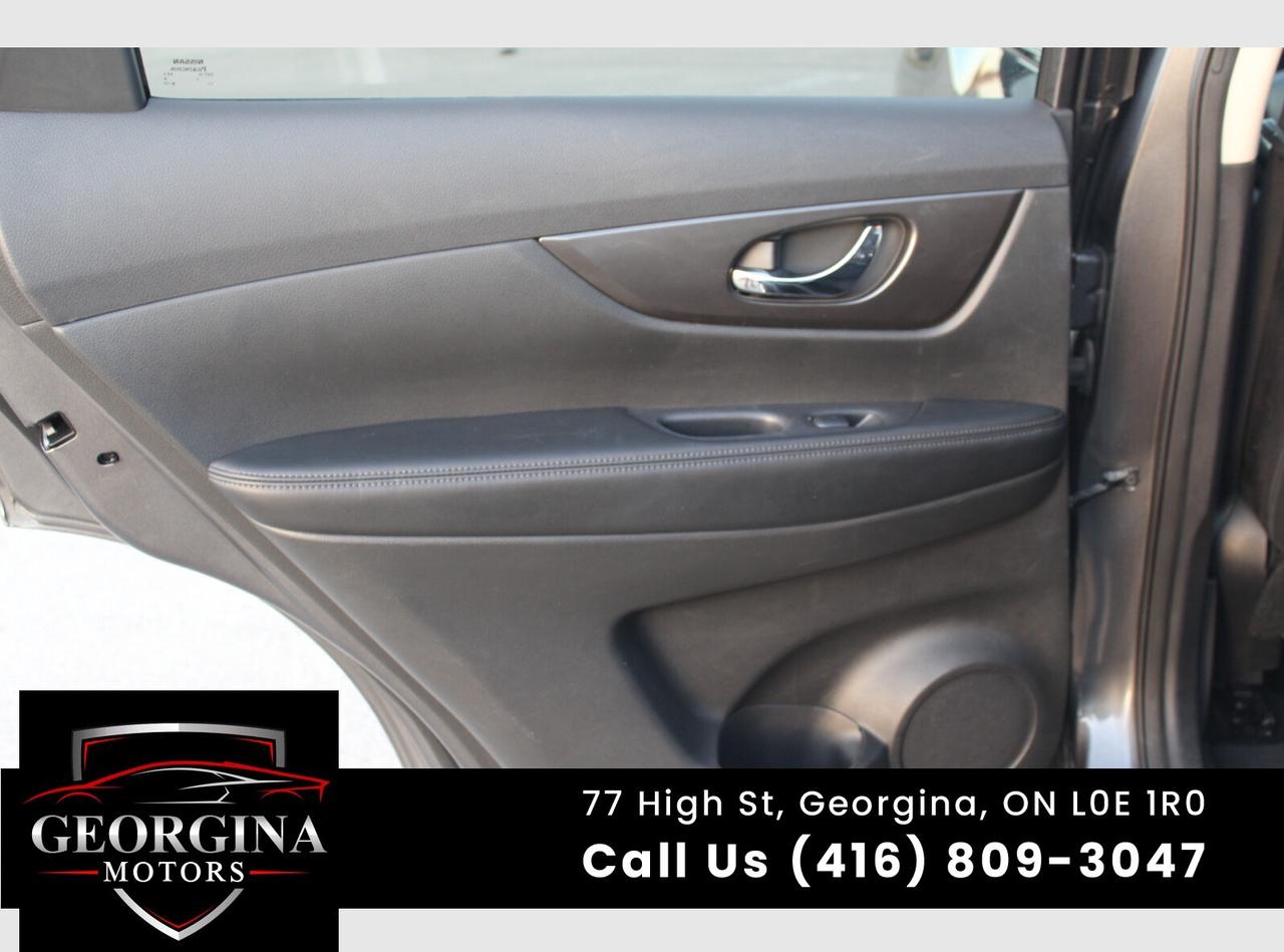 2014 Nissan Rogue SV Photo