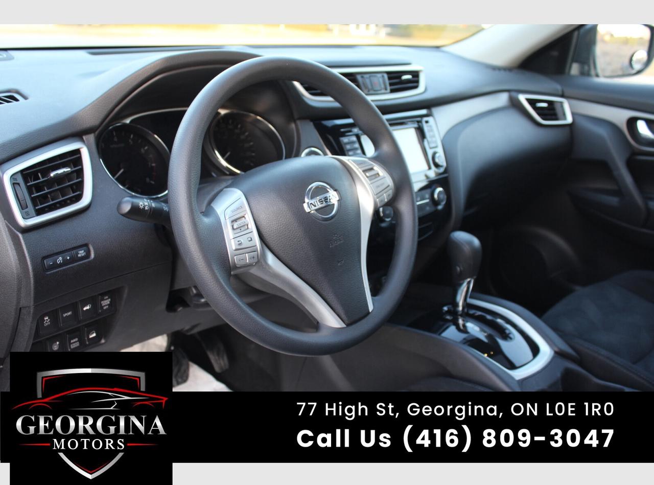 2014 Nissan Rogue SV Photo