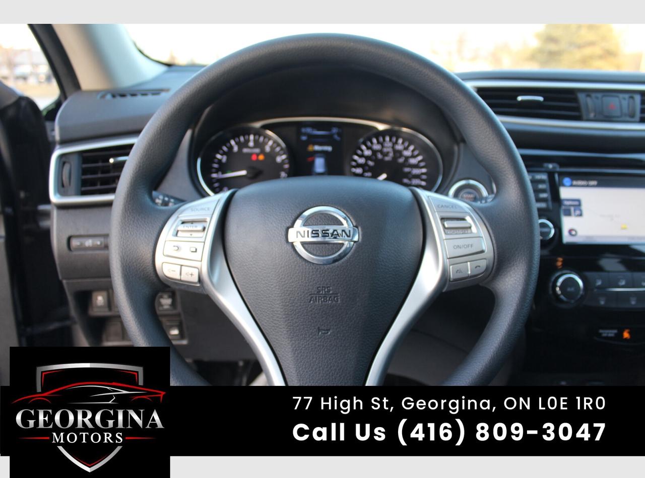 2014 Nissan Rogue SV Photo