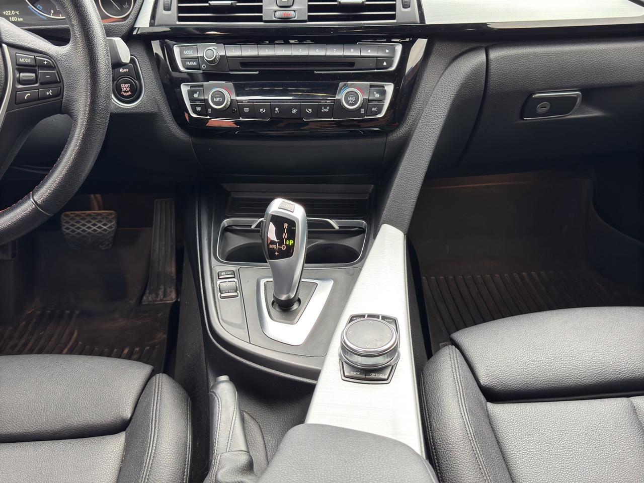 2018 BMW 3-Series 330i xDrive Photo