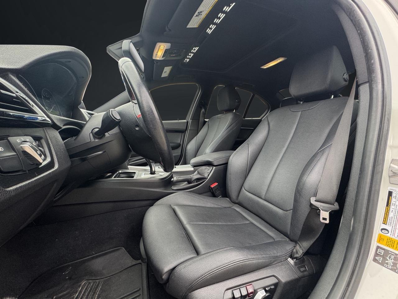 2018 BMW 3-Series 330i xDrive Photo