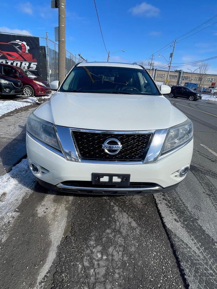 2016 Nissan Pathfinder Platinum Photo0