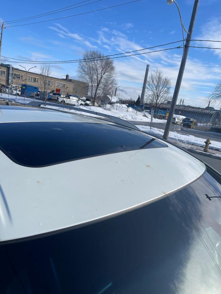 2016 Nissan Pathfinder Platinum Photo