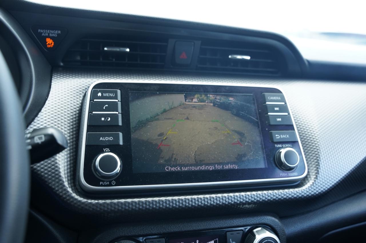 2018 Nissan Kicks SV/ALLOY/NAV/CAMERA/PUSH START/NO ACCIDENT Photo