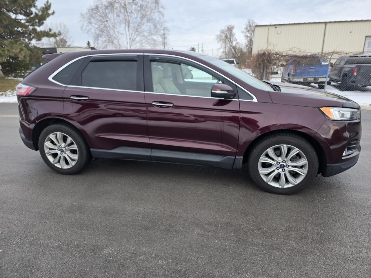 2019 Ford Edge Titanium Photo