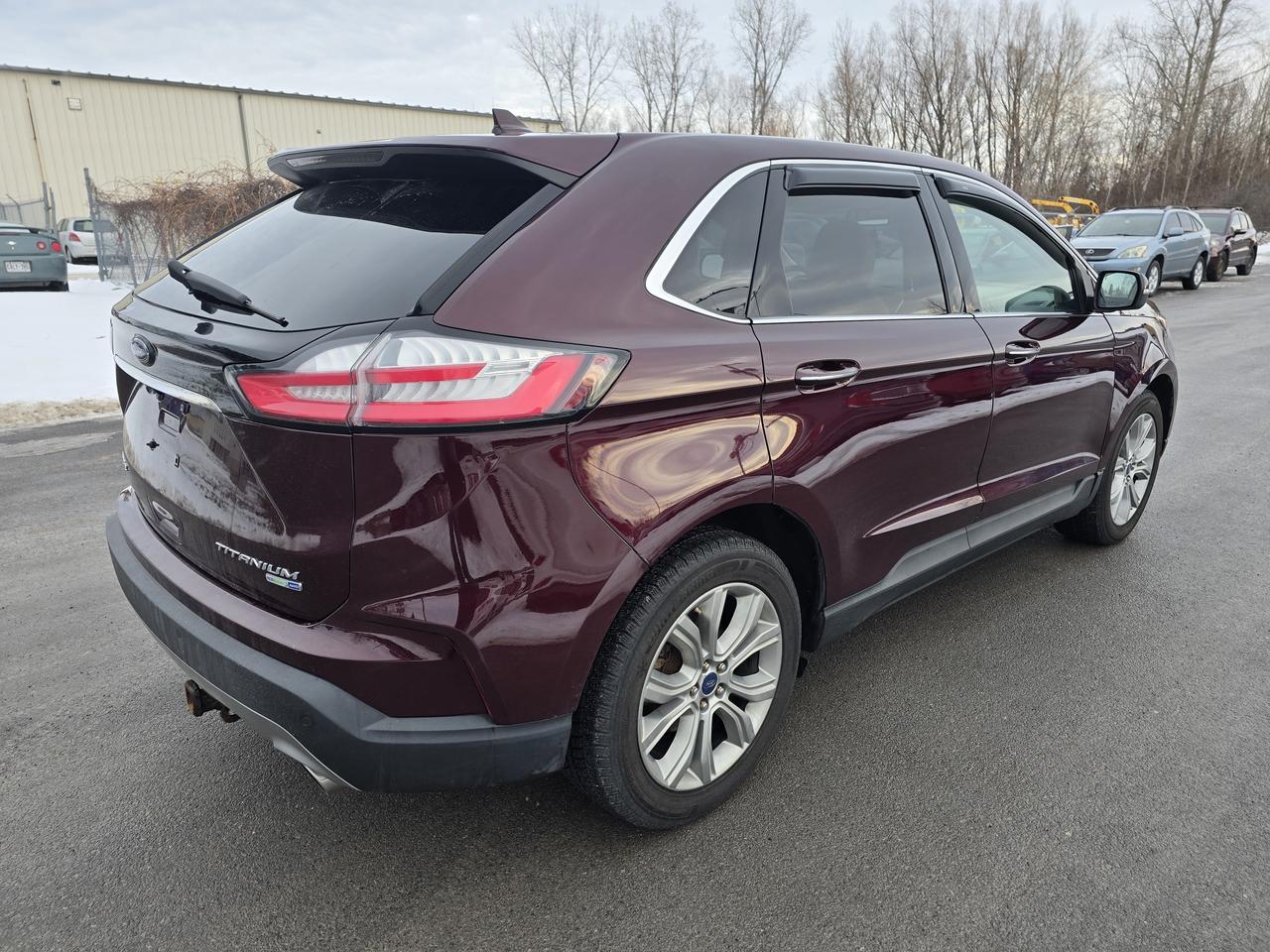 2019 Ford Edge Titanium Photo