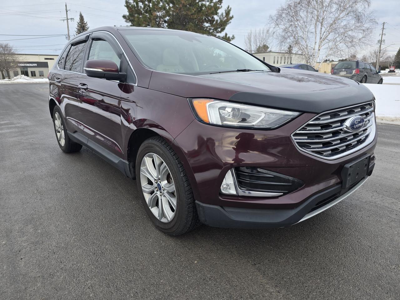 2019 Ford Edge Titanium Photo