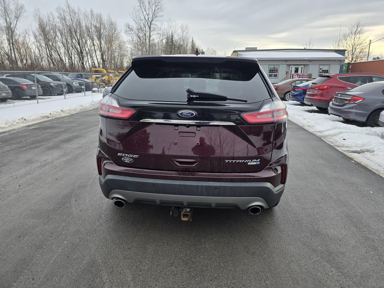 2019 Ford Edge Titanium Photo