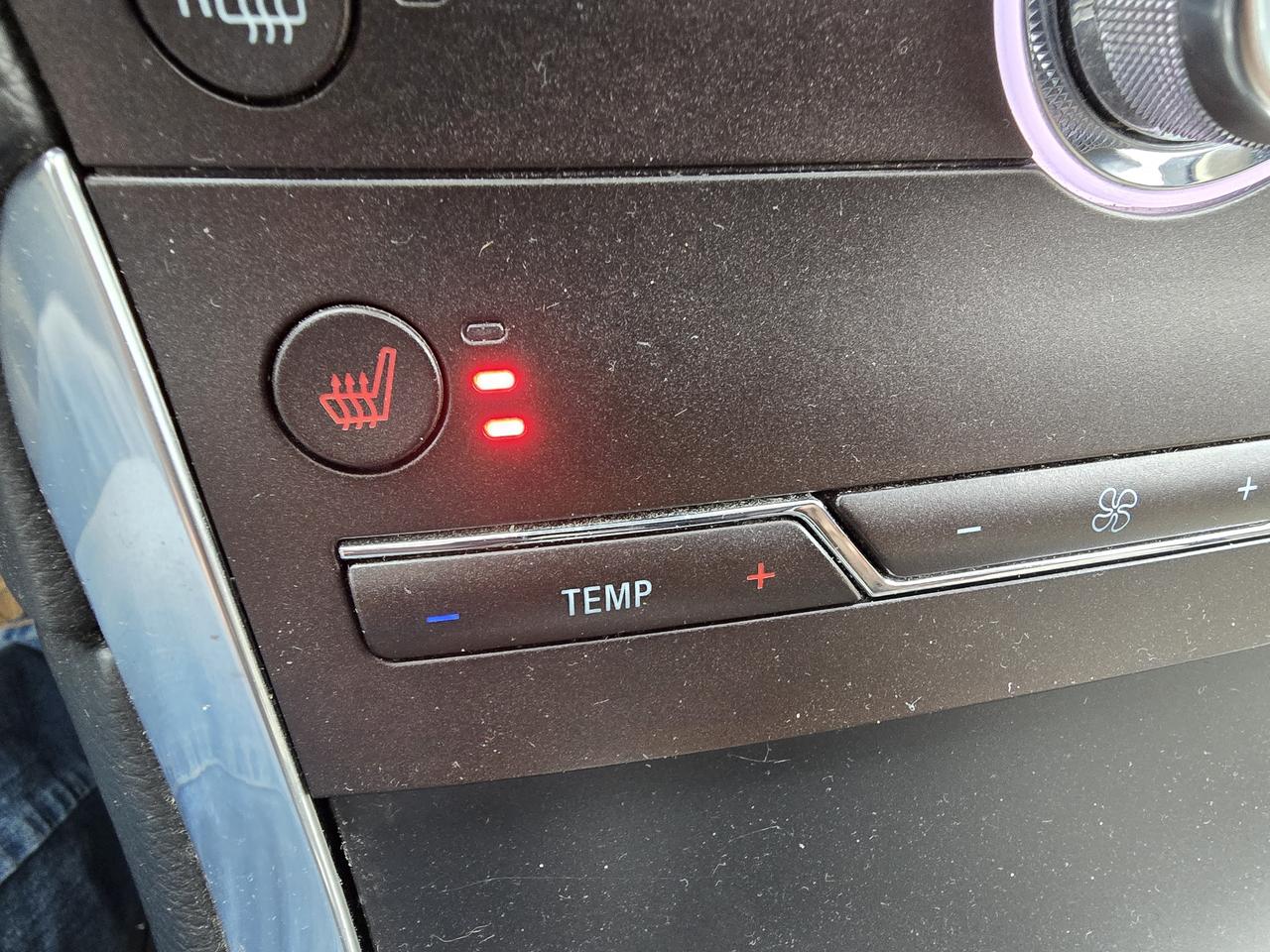 2019 Ford Edge Titanium Photo