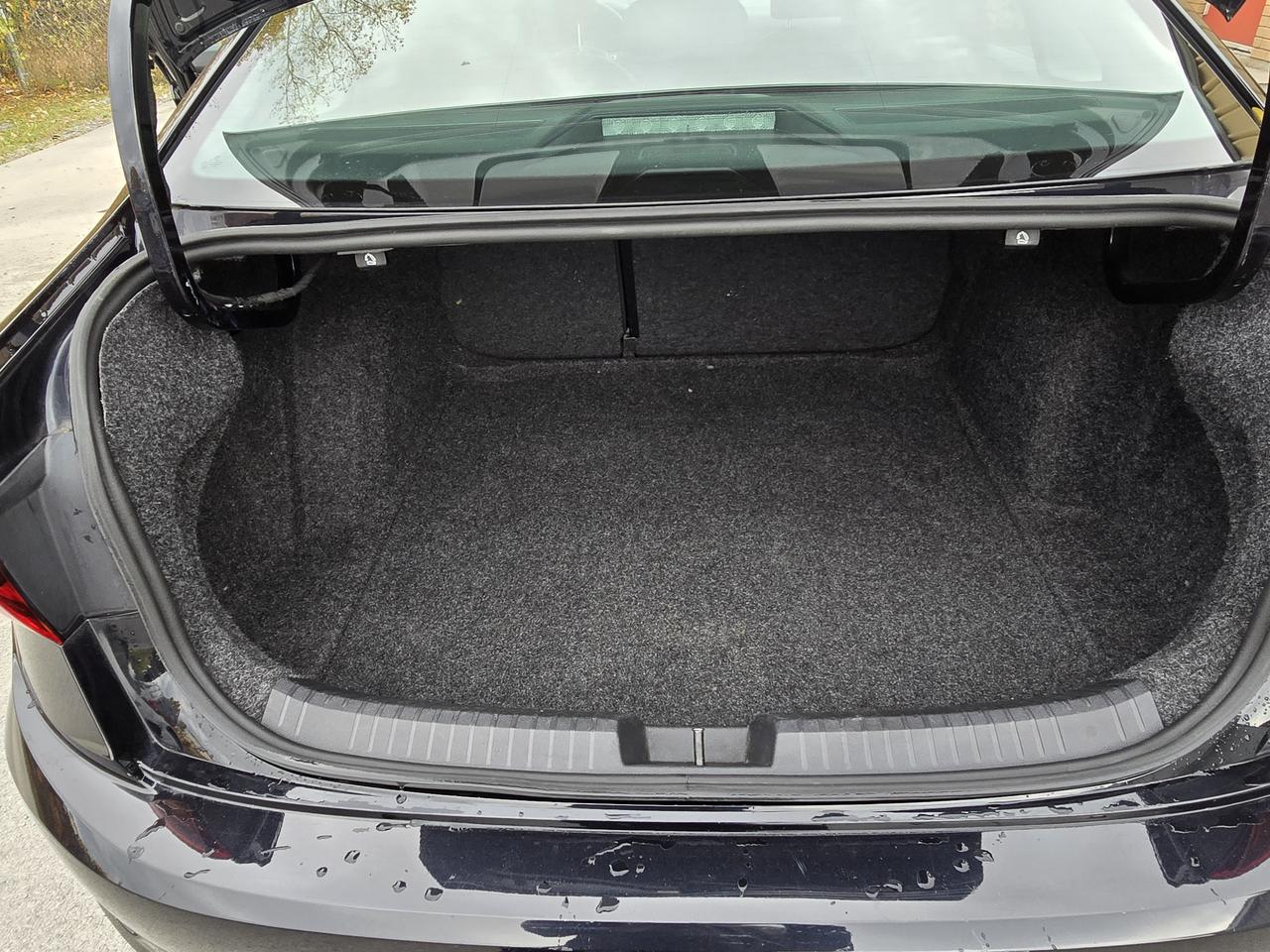 2019 Volkswagen Jetta HIGHLINE Photo