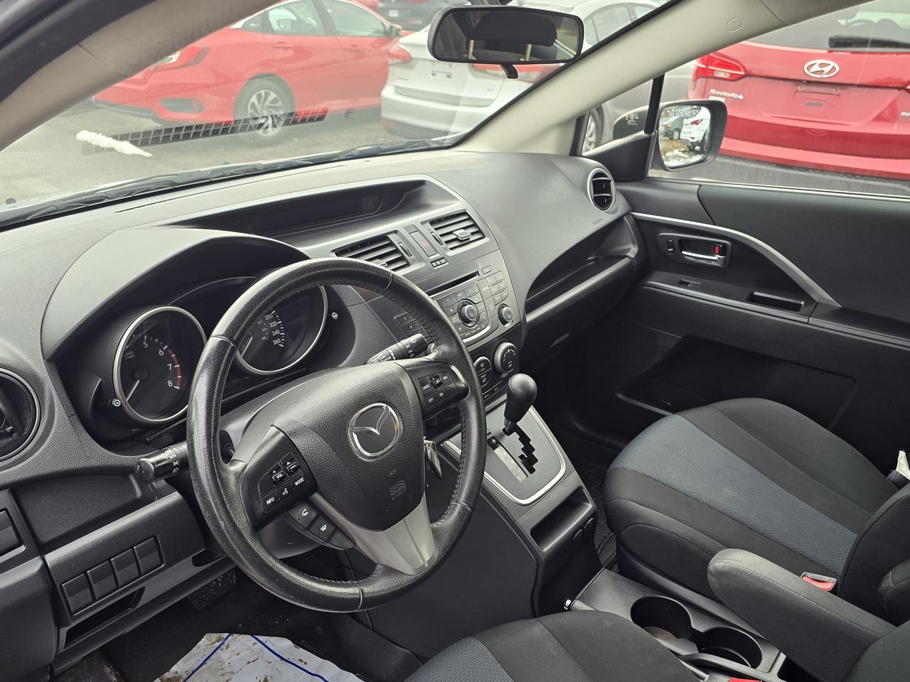 2017 Mazda MAZDA5 Touring Photo