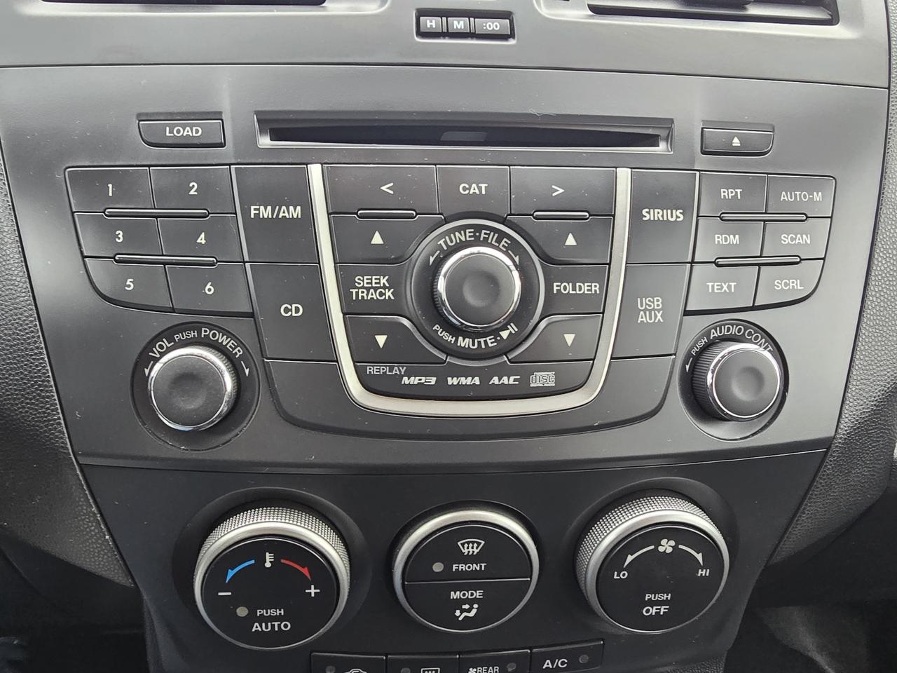 2017 Mazda MAZDA5 Touring Photo