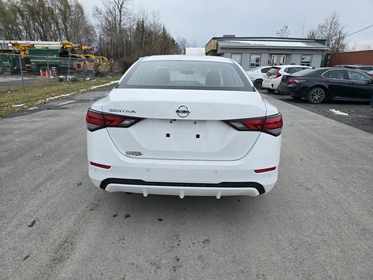 2023 Nissan Sentra S Plus Photo