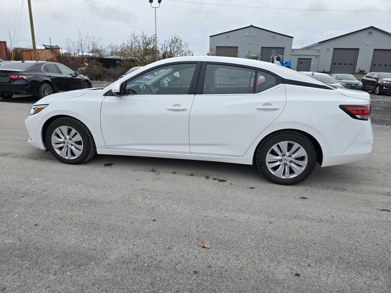 2023 Nissan Sentra S Plus Photo3
