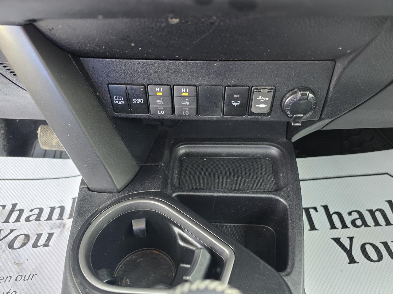 2016 Toyota RAV4 se Photo