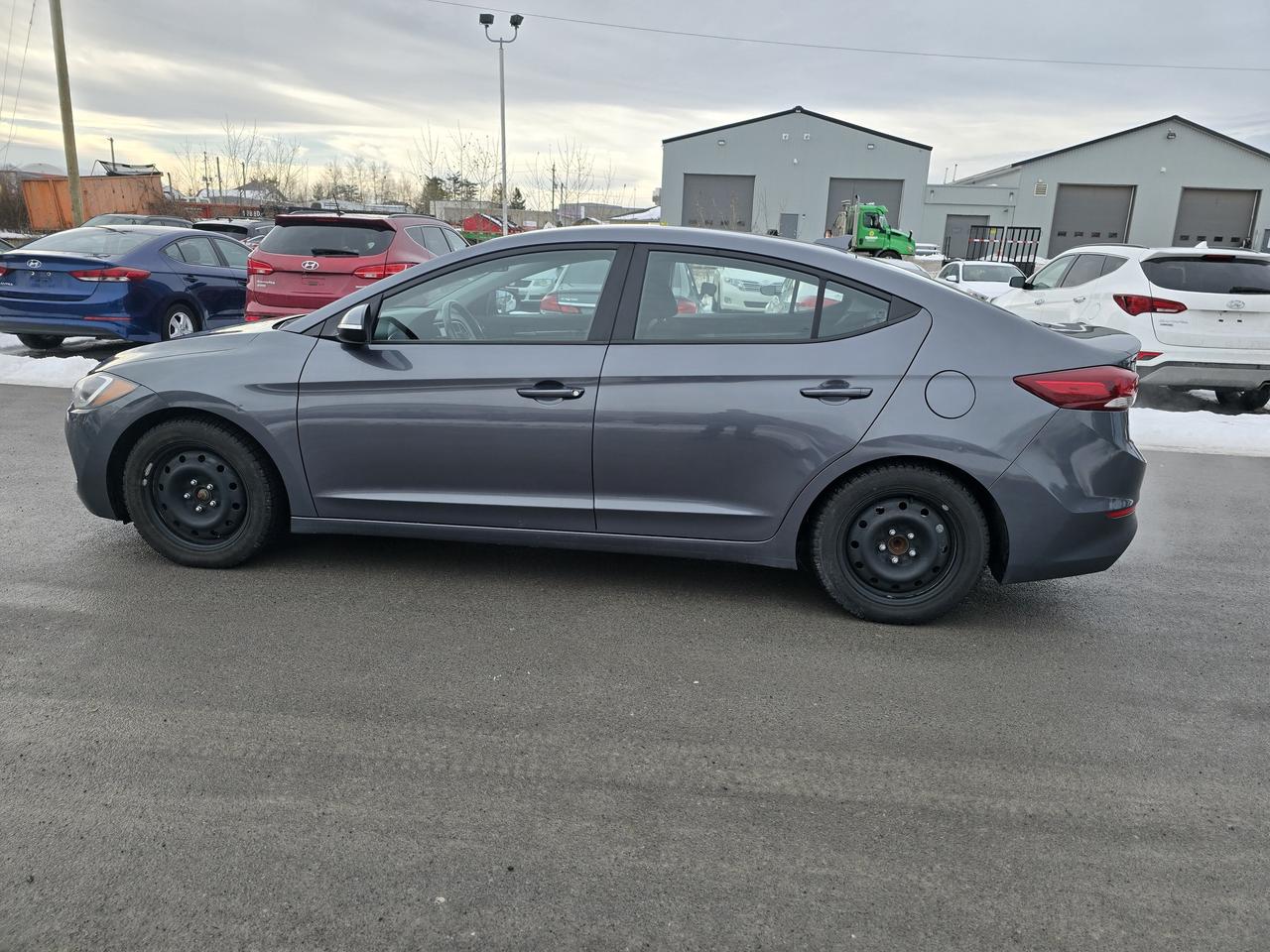 2018 Hyundai Elantra GL Photo