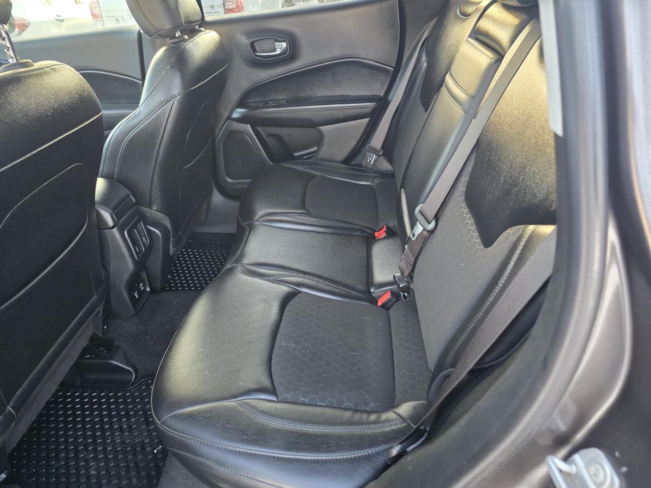 2018 Jeep Compass NORTH Photo